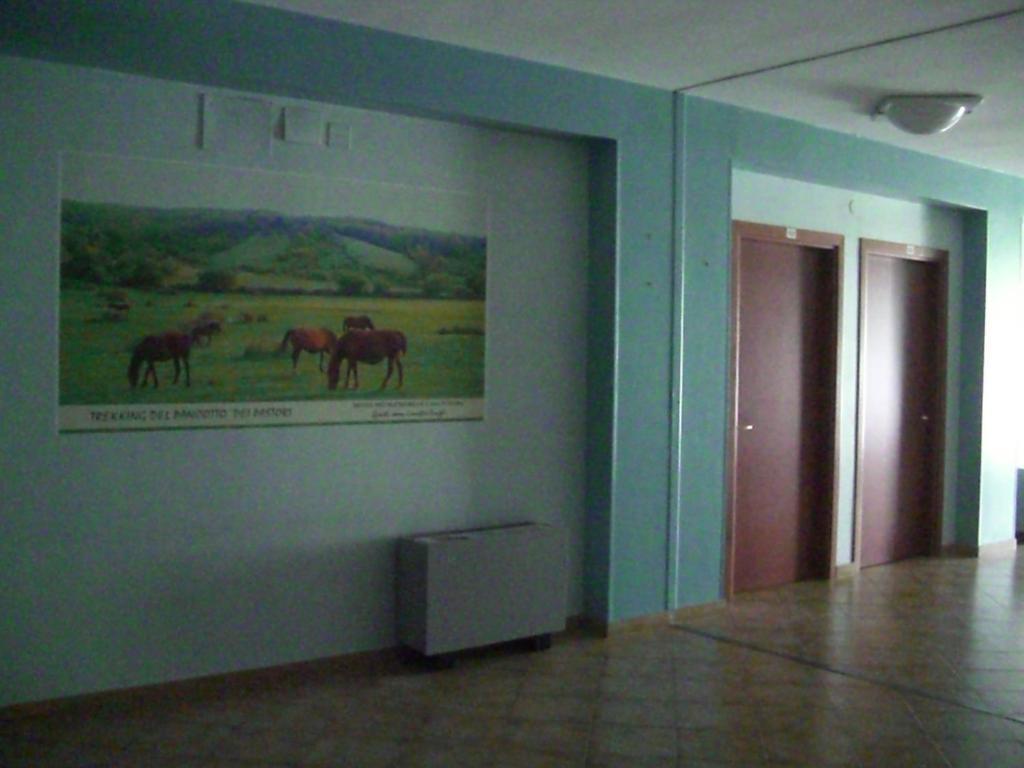 Hotel Menta & Rosmarino Monte Sant'Angelo Ruang foto